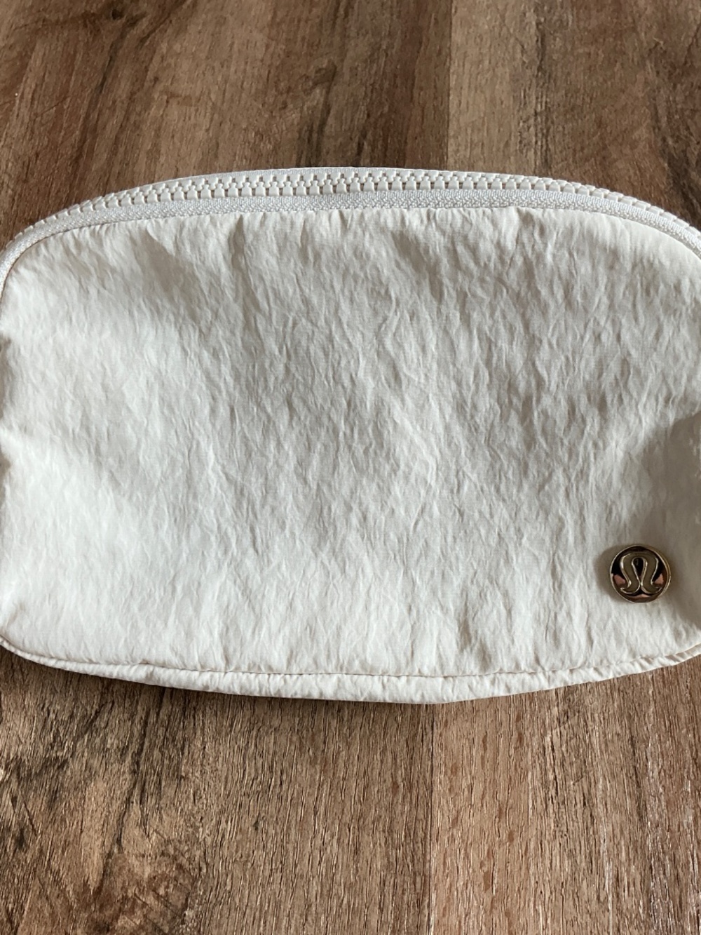 Lululemon Everywhere Belt Bag White Cream With Logo Strap Chest LU9BG1S NEW - Picture 6 of 13
